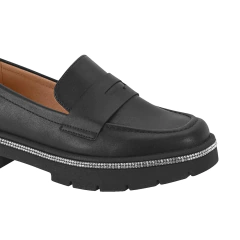 Mocassim Vizzano Loafer Tratorado Com Strass na internet