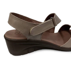 Sandália Opananken Edda Couro Salto Anabela Tira Com Velcro - loja online