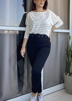 Blusa ampla gola canoa listrada - Raíssa - loja online