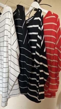 Blusa ampla gola canoa listrada - Raíssa - comprar online