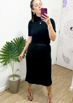 Saia Midi Tricot Preta