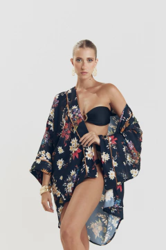 Kimono Flores Preto