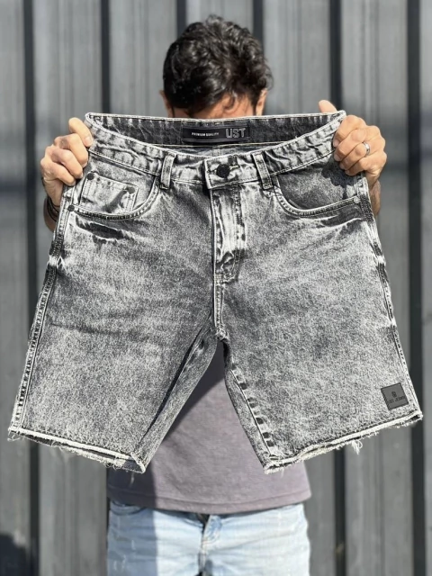 BERMUDA JEANS PREMIUM UST - comprar online