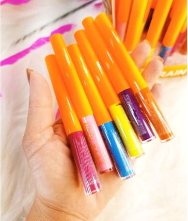delineador colorido