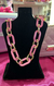 Colar Rosa Com Dourado na internet