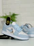 Jordan Low Ice Blue na internet