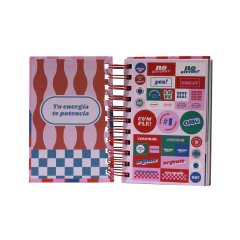 Agenda Retro Pastel Dibujo Día por Página 10x15cm 2026 en internet