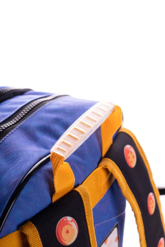 Mochila Escenario Dragon Ball en internet