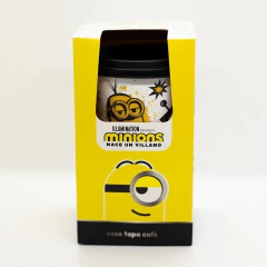Vaso Minions con tapa café y packaging