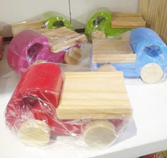 Camión De Madera Artesanal Souvenirs CHK 12cm - comprar online