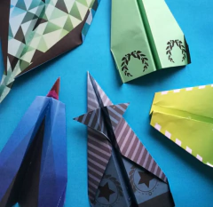 Crea Aviones De Papel Jugamas Manualidades Arte en internet
