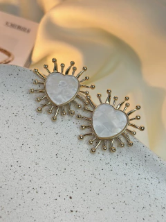 Brinco coração madre pérola BRISN04 - Ruchelli Bijoux