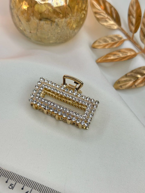 Piranha P cravejada quadrada PIVR07 - comprar online