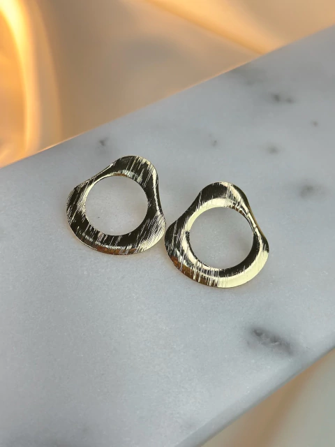 Brinco oval riscado BRIEZ01 - comprar online