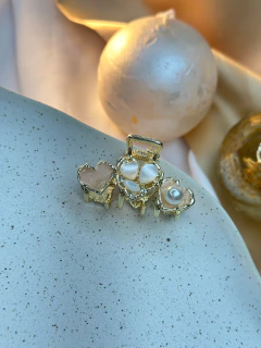 Piranha ferro P três corações resinados PILR01 - Ruchelli Bijoux