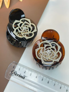 Piranha m flor vazada strass PIFD02 na internet