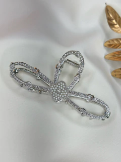 Piranha G laço/flor PIMN05