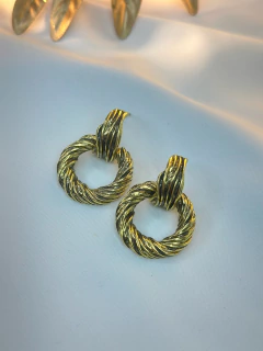 Brinco envelhecido circulo torcido BRILC03 na internet