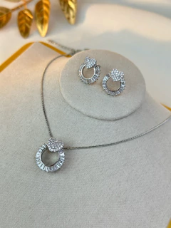 Kit colar/brinco LUXO circulo coração cravejado/zircônia COSN06 na internet
