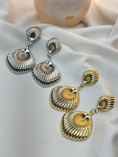 Brinco dupla conhca pendurada BRIMU11 - comprar online