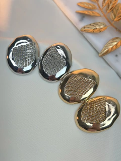 Brinco oval/vazado BRIJT09 na internet