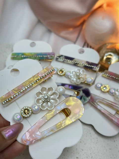 Kit 3 bicos de pato reto cravejado/flor BCLR01 - comprar online