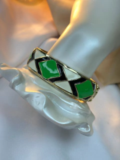 Bracelete resinado triangulos BRAPK01