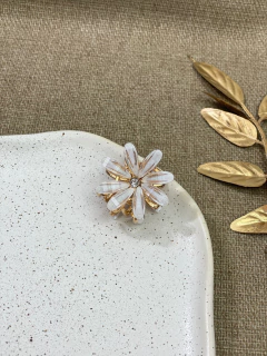 Piranha ferro P flor de vidro pedra PIMU01