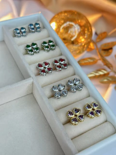 Brinco trevo zircônia BRIJT01 na internet