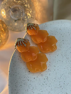 Brinco três pétalas penduradas BRIPK01 - loja online