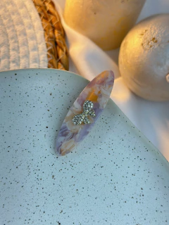 Bico de pato arredondado acetato laço cravejado BCGR01 na internet