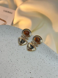 Brinco botão pendurado resina BRISN04 na internet