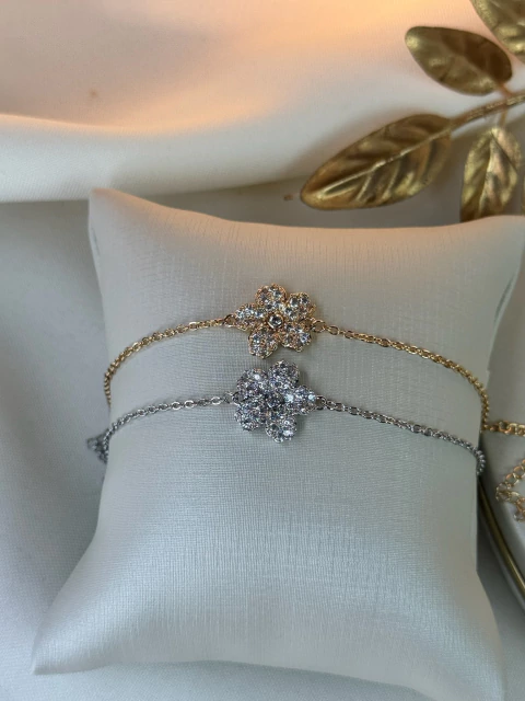 Pulseira flor cravejada PUGR10 - comprar online