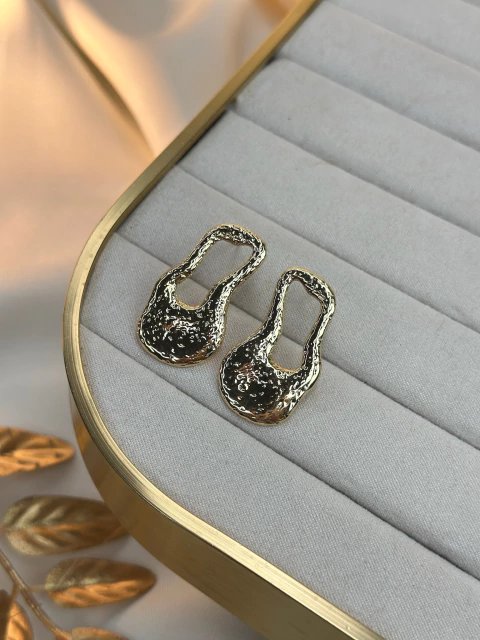 Brinco oval ondulado brilhante BRIEZ03 - comprar online