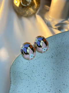 Brinco flores resinadas botão BRIPD01