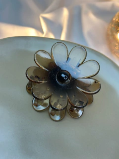 Piranha G flor acrilica translucida PIGR09