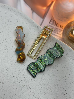 Kit 3 bicos de pato ondulado/quadrado cravejado BCLR01 - Ruchelli Bijoux