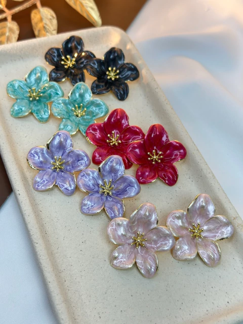 Brinco flor resinada BRILA01 - comprar online