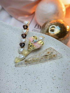 Imagem do Kit 3 bicos de pato triângulo encapsulado/corações BCLR01