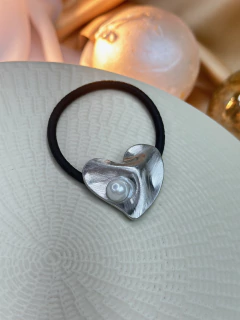 Xuxinha coração martelado com pérola XUPD01 na internet