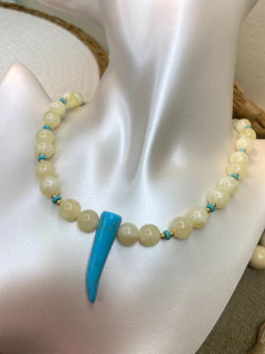 Colar esferas e dente de sabre turquesa CONG01 na internet