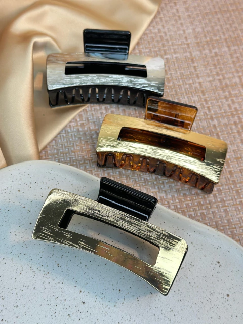 Piranha G quadrada placa metalizada PIYU01 - comprar online