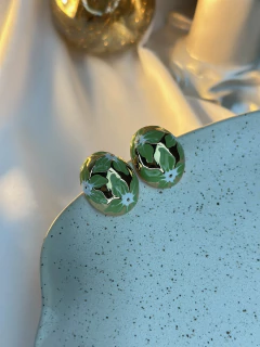 Brinco flores resinadas botão BRIPD01 - comprar online