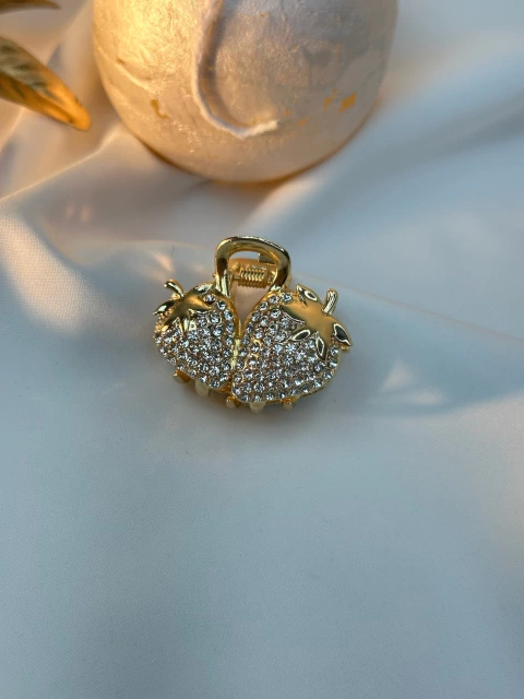 Piranha p morango cravejada PILR08 - comprar online