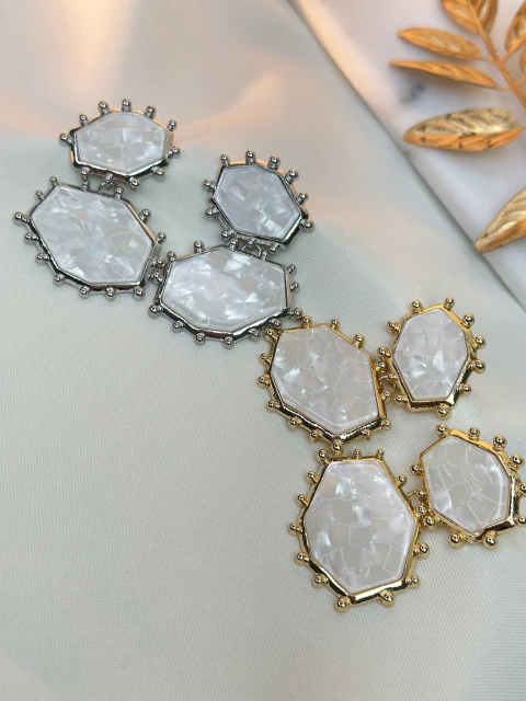 Brinco madrepérola geométrico BRIJT09 - comprar online