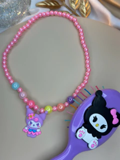 Kit escova e colar turma Hello Kitty INFVD01 na internet