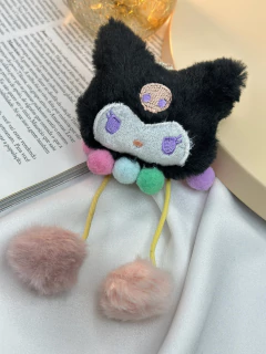 Xuxinha pelucia e pompom INFYU01 - Ruchelli Bijoux