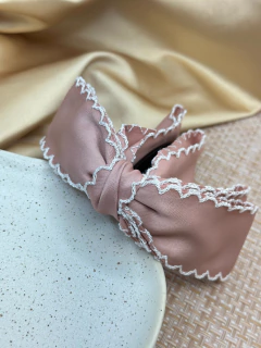 Bananinha Laço Bordado BAPK01 - comprar online