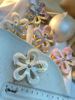 Piranha ferro G flor vazada luxo PIDN01 - Ruchelli Bijoux