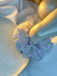 Scrunchie pipoquinha XUJM01 - Ruchelli Bijoux